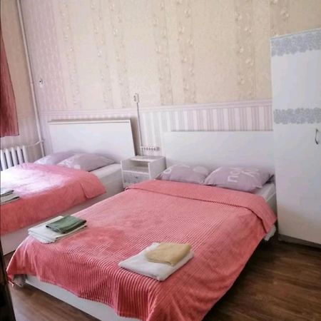 Ланжероновская Угол Дерибасовская Apartment Oldenburg Bagian luar foto